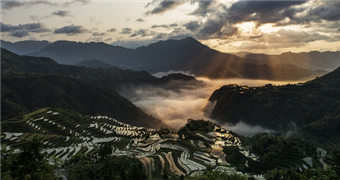 探访“大山里的欧洲城”：万种风情令人沉醉其中